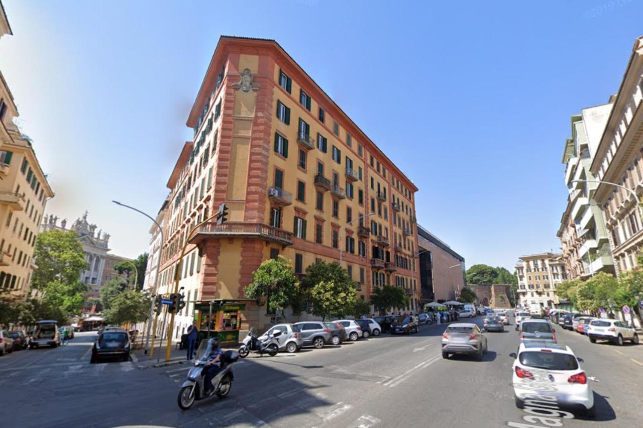 Lovely 4-Bedroom Apartment 30M Sangiovanni Metro Rome Bagian luar foto