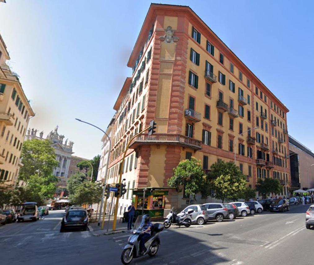 Lovely 4-Bedroom Apartment 30M Sangiovanni Metro Rome Bagian luar foto