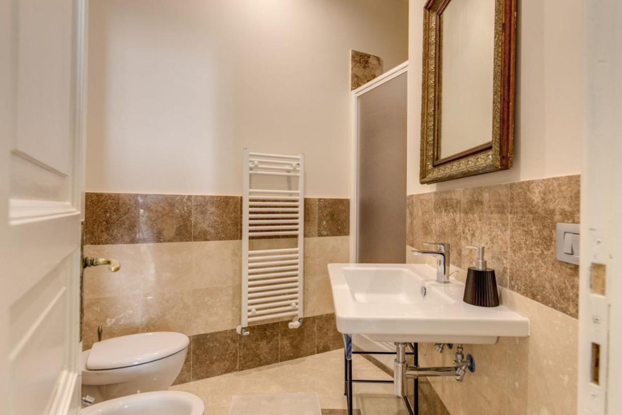 Lovely 4-Bedroom Apartment 30M Sangiovanni Metro Rome Bagian luar foto