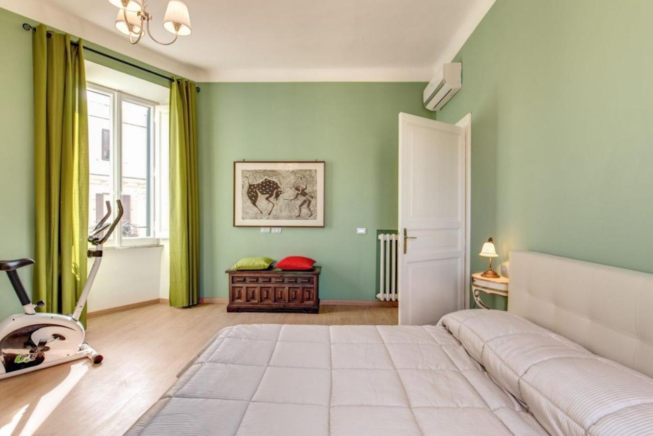 Lovely 4-Bedroom Apartment 30M Sangiovanni Metro Rome Bagian luar foto