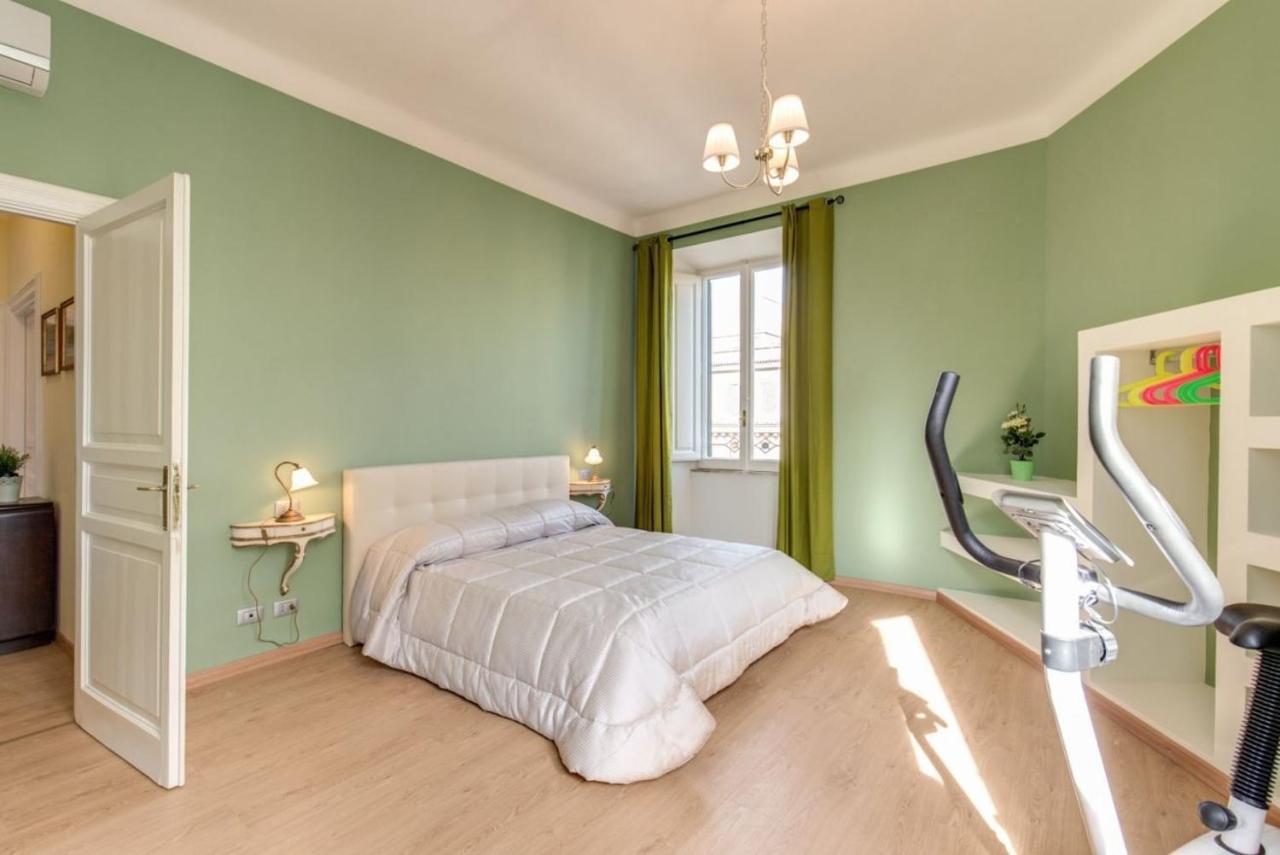 Lovely 4-Bedroom Apartment 30M Sangiovanni Metro Rome Bagian luar foto