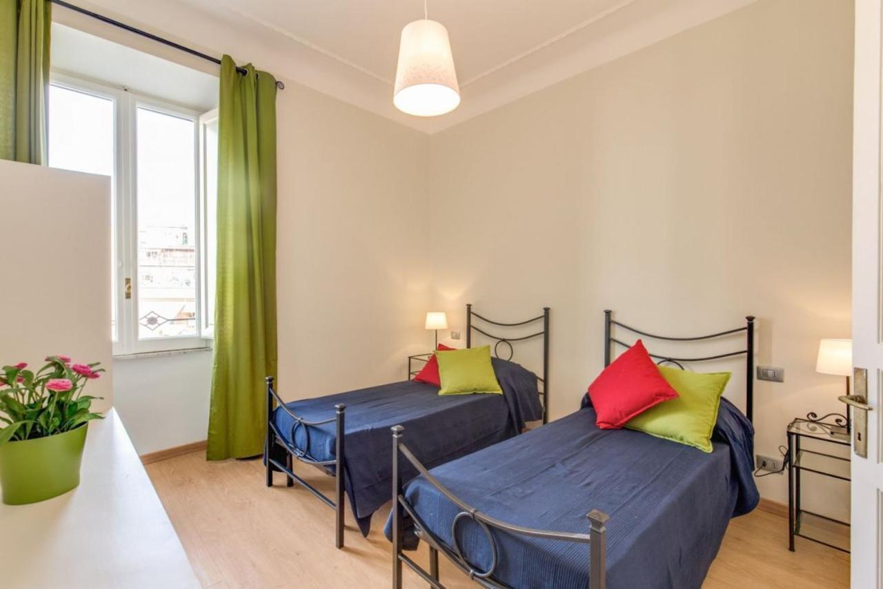 Lovely 4-Bedroom Apartment 30M Sangiovanni Metro Rome Bagian luar foto