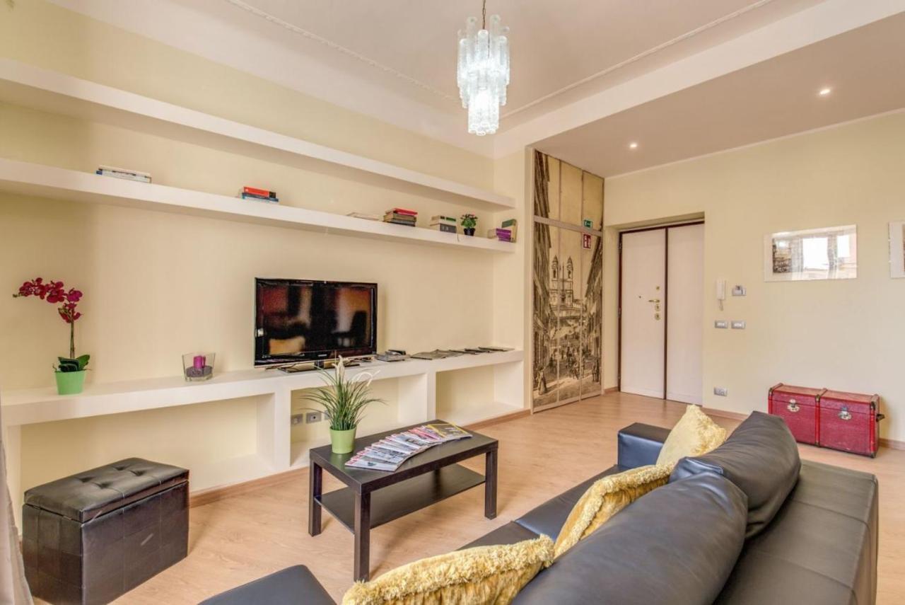 Lovely 4-Bedroom Apartment 30M Sangiovanni Metro Rome Bagian luar foto